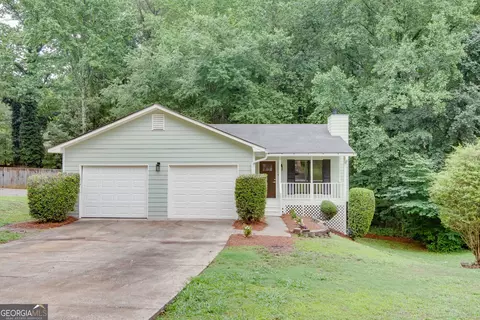 3960 Rocmar Dr, Snellville, GA 30039
