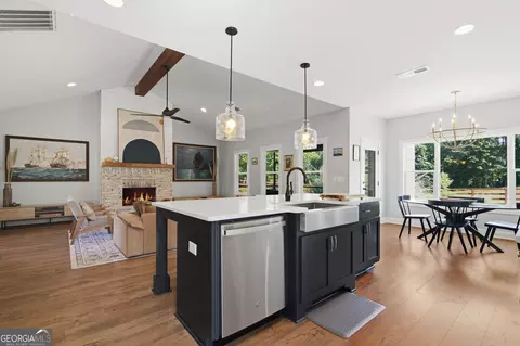 Kitchen - 175 Windchime Way, Tyrone, GA 30290 photo 4 of 4