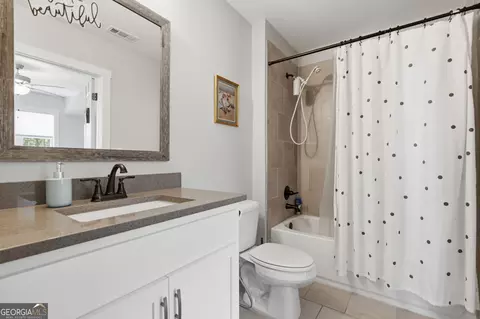 Bath - 175 Windchime Way, Tyrone, GA 30290 photo 4 of 5