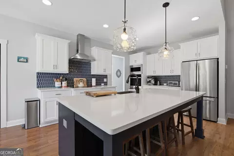 Kitchen - 175 Windchime Way, Tyrone, GA 30290 photo 2 of 4