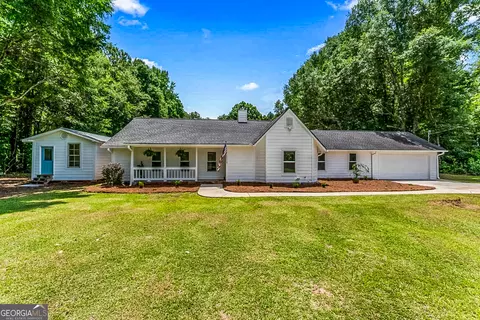 135 Dixie Ln, Covington, GA 30014