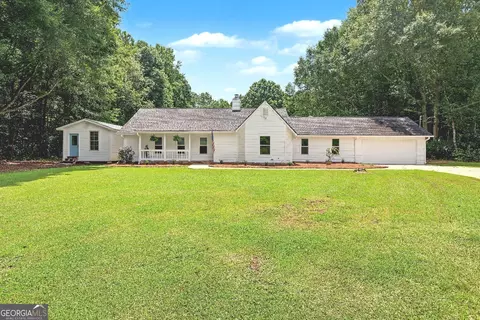 Exterior - 135 Dixie Ln, Covington, GA 30014 photo 8 of 14
