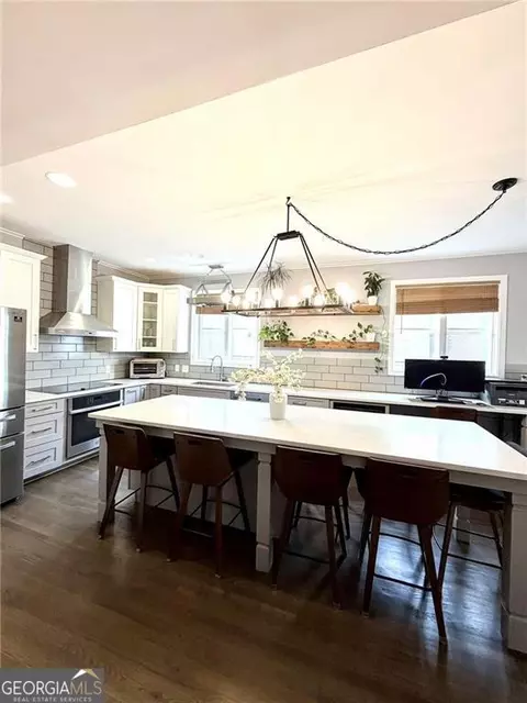 401 10th St NW #C208, Atlanta, GA 30318