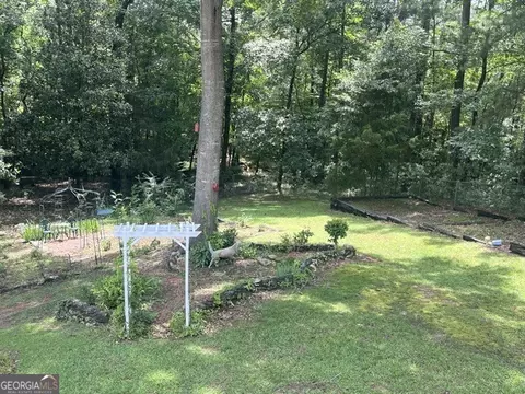 Exterior - 132 Sunny Point Cir, Lagrange, GA 30240 photo 3 of 8