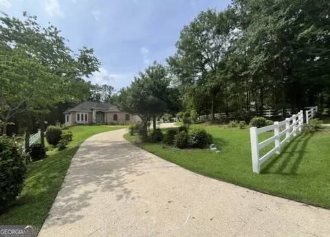 Exterior - 132 Sunny Point Cir, Lagrange, GA 30240 photo 7 of 8