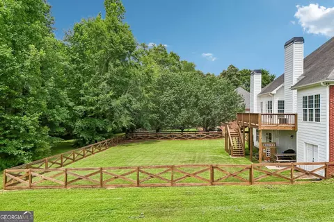 Exterior - 2100 Apalachee Trl, Monroe, GA 30656 photo 14 of 17