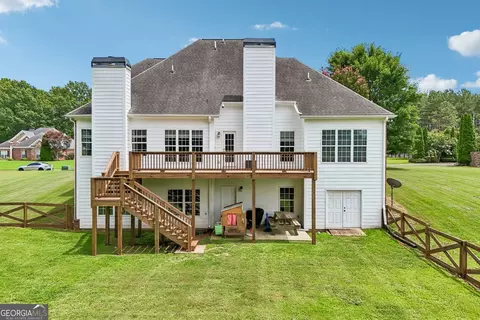 Exterior - 2100 Apalachee Trl, Monroe, GA 30656 photo 15 of 17