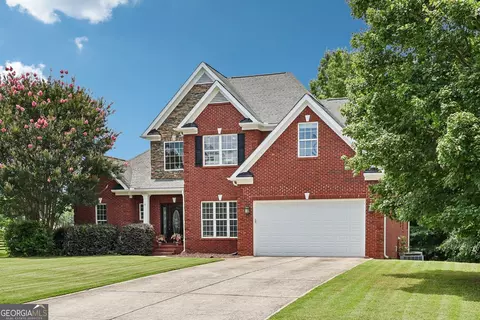 Exterior - 2100 Apalachee Trl, Monroe, GA 30656 photo 3 of 17