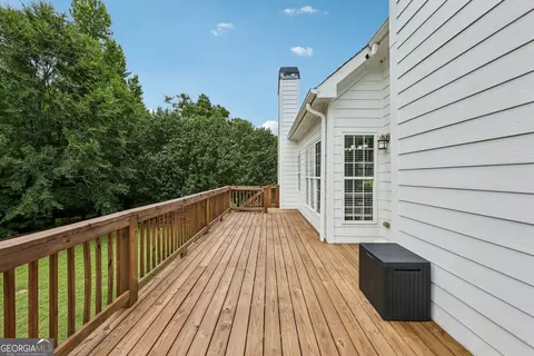 Exterior - 2100 Apalachee Trl, Monroe, GA 30656 photo 6 of 17