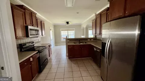 Entry Way - 135 Pratt Dr, Covington, GA 30014 photo 3 of 3