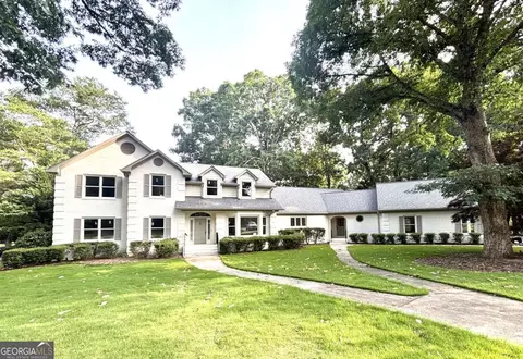 1101 Forrest Hills Dr, Watkinsville, GA 30677