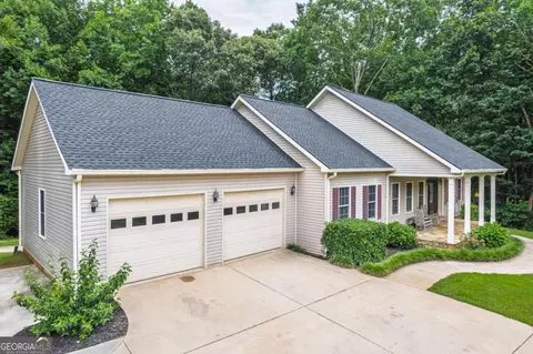 Exterior - 3627 E Hall Rd, Gainesville, GA 30507 photo 3 of 9