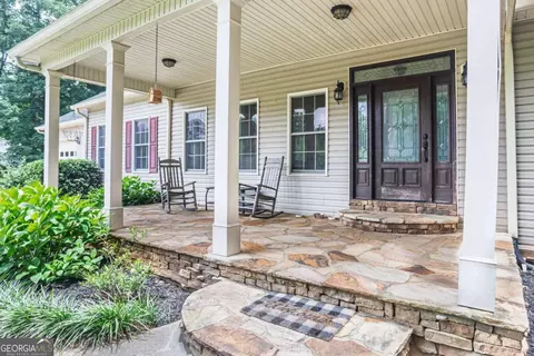 Exterior - 3627 E Hall Rd, Gainesville, GA 30507 photo 5 of 9