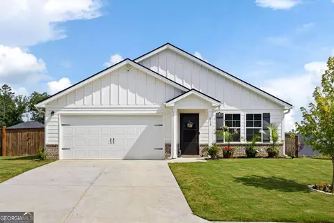 612 Tudor St, Euharlee, GA 30145