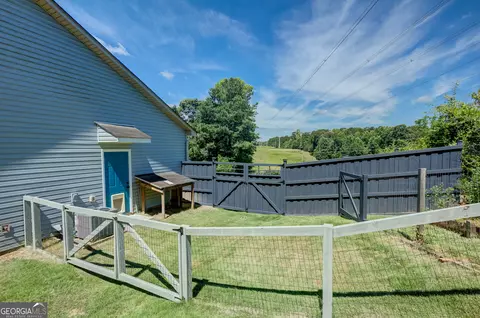 Exterior - 175 Spring Cir, Senoia, GA 30276 photo 14 of 24