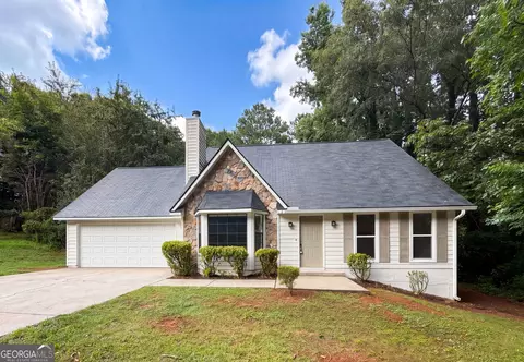 912 Steeple Chase Dr, Lawrenceville, GA 30044