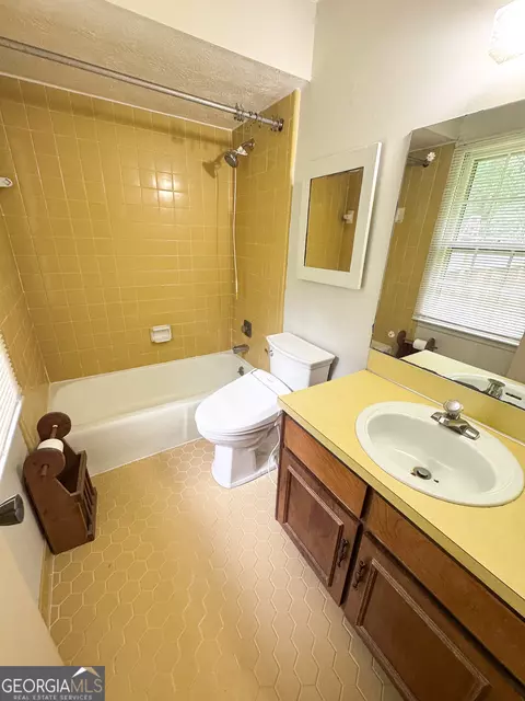 Bath - 123 Hazel Way, Lagrange, GA 30241 photo 1 of 2
