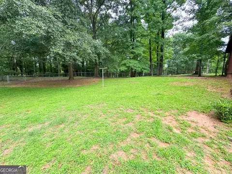 Exterior - 123 Hazel Way, Lagrange, GA 30241 photo 5 of 9