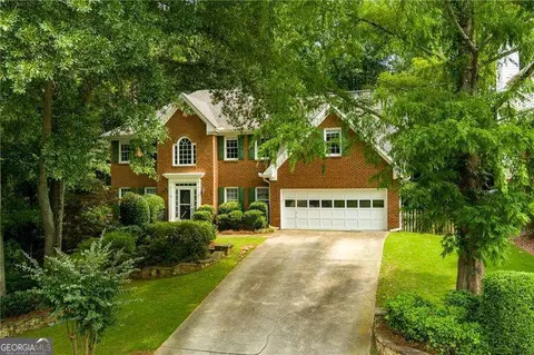 10785 Tuxford Dr, Alpharetta, GA 30022