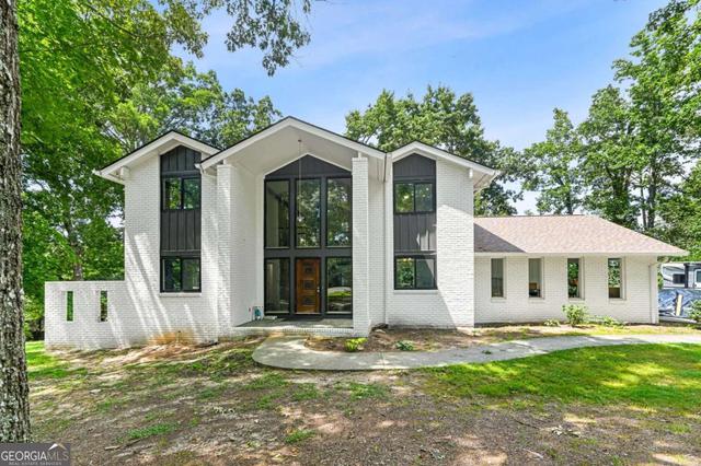 1113 Honeysuckle Dr, Canton, GA 30114