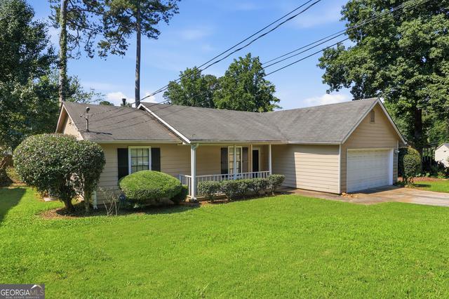 5288 Biffle Downs Rd, Stone Mountain, GA 30088
