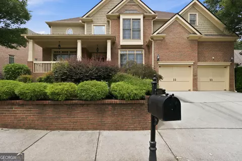 4530 Oak Brook Dr SE, Smyrna, GA 30082