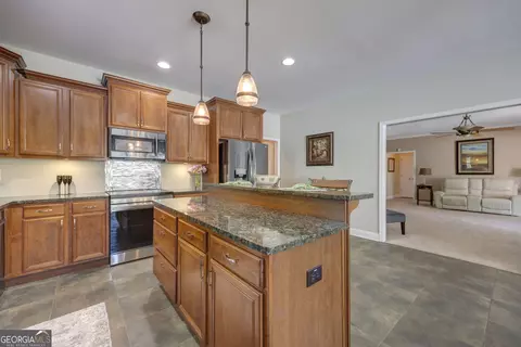 Kitchen - 45 Walnut Ln, Covington, GA 30014 photo 2 of 7