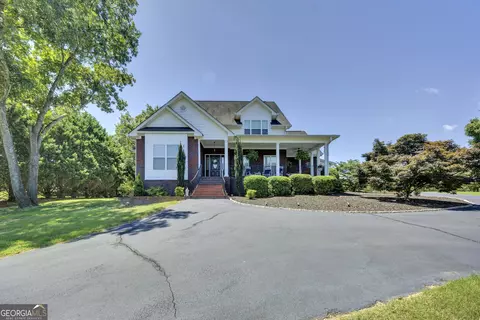 Exterior - 45 Walnut Ln, Covington, GA 30014 photo 4 of 22