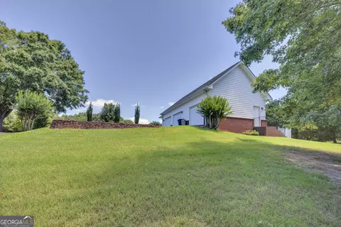 Exterior - 45 Walnut Ln, Covington, GA 30014 photo 13 of 22