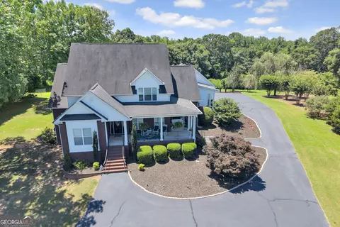 Exterior - 45 Walnut Ln, Covington, GA 30014 photo 2 of 22