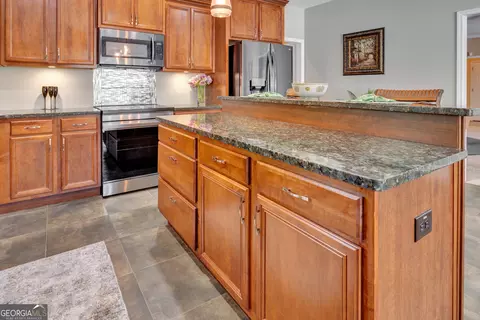 Kitchen - 45 Walnut Ln, Covington, GA 30014 photo 4 of 7