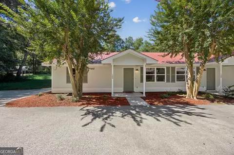 106 Clarks Bluff Rd, Kingsland, GA 31548