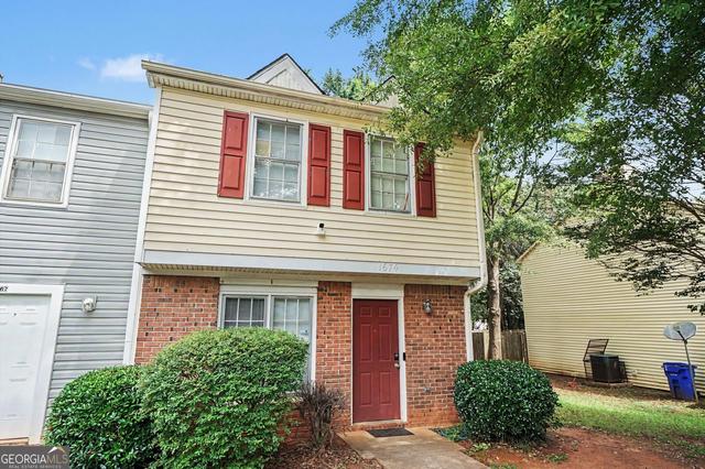 1674 Hunting Creek Dr, Conyers, GA 30013