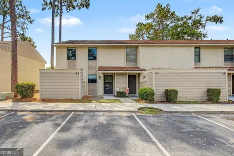 901 Olmstead Dr #33E, Hinesville, GA 31313