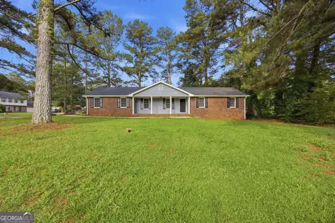 2409 Three Bars Dr, Snellville, GA 30078