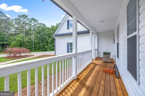 Exterior - 7913 Pea Ridge Rd, Lula, GA 30554 photo 11 of 24