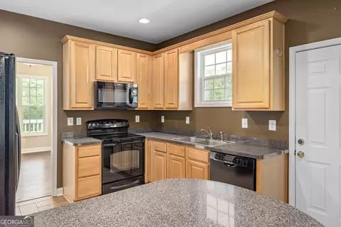 Kitchen - 7913 Pea Ridge Rd, Lula, GA 30554 photo 1 of 3