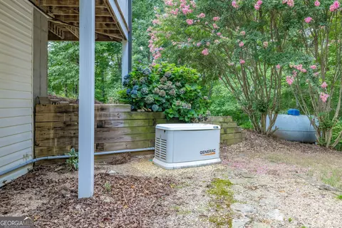 Exterior - 7913 Pea Ridge Rd, Lula, GA 30554 photo 16 of 24