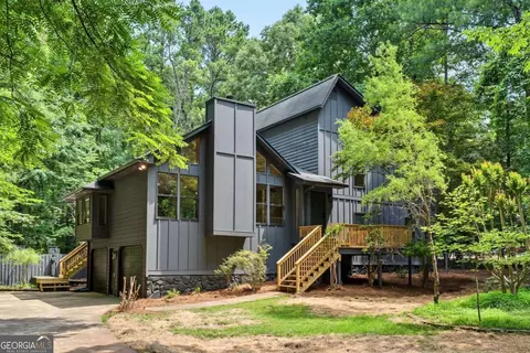 120 Emerald Cove Dr, Woodstock, GA 30189