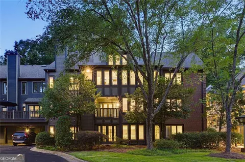 486 Ansley Walk Ter NE, Atlanta, GA 30309