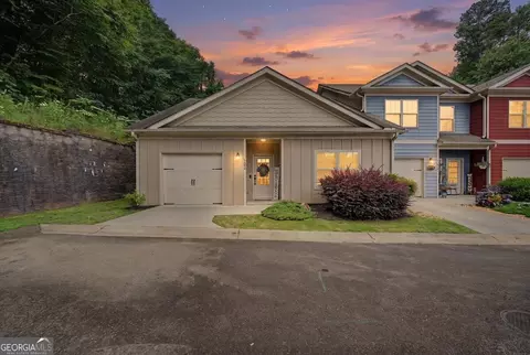 182 Towne Villas Dr, Jasper, GA 30143
