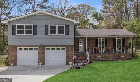 1249 SW Renee Dr SW, Lilburn, GA 30047