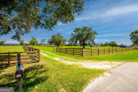 266 Farm Rd, Saint George, GA 31562