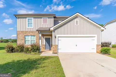 308 Jade Laurel Ln, Locust Grove, GA 30248
