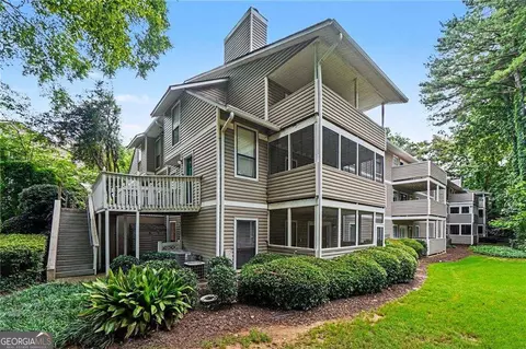 616 Wynnes Ridge Cir, Marietta, GA 30067