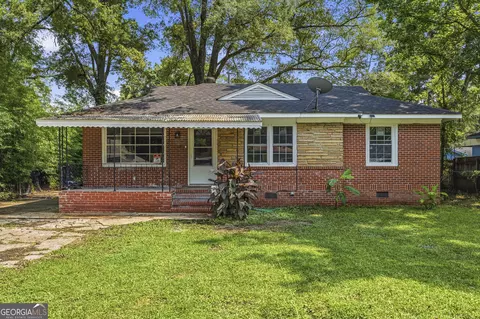 2964 Hawthorne Dr, Columbus, GA 31903