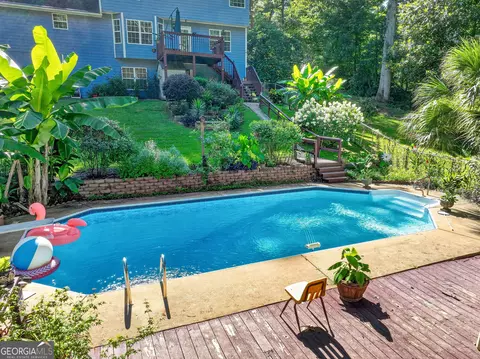 Exterior - 117 Brookwood Dr, Lagrange, GA 30240 photo 10 of 20