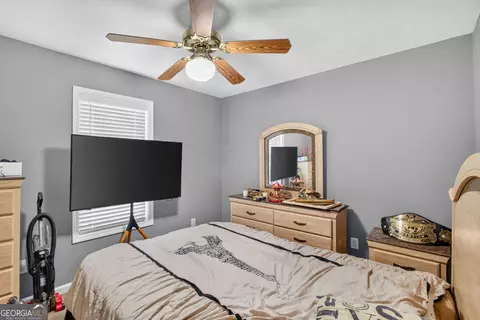 Bedroom - 117 Brookwood Dr, Lagrange, GA 30240 photo 5 of 8