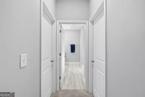 Entry Way - 9132 Leverett Cir, Covington, GA 30014 photo 3 of 5