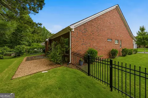 Exterior - 9132 Leverett Cir, Covington, GA 30014 photo 4 of 6